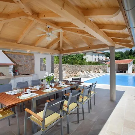 Villa Atlas *